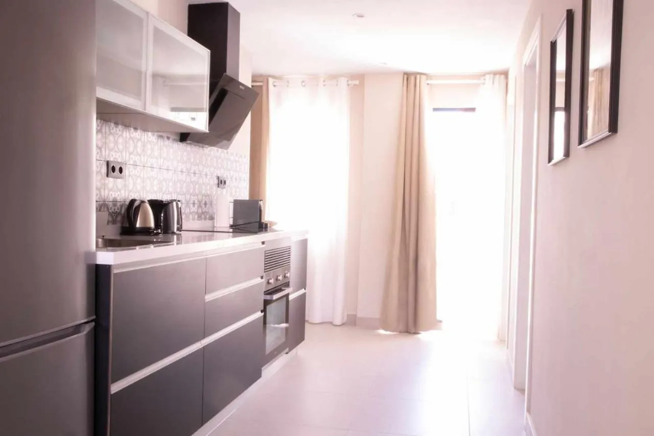 Apartamento Ático Céntrico en Marbella C Tetuán